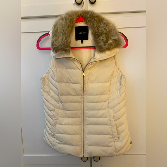 Talbots Jackets & Blazers - Talbots Cream Puff Vest w/Detachable Faux Fur Collar